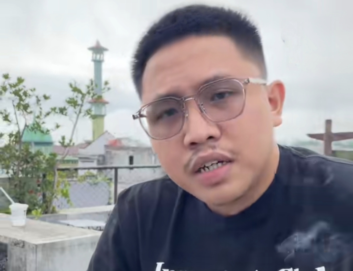 Muhammad Adimas Firdaus Putra Nasihan alias Resbob sempat titipkan ponsel ke pacar untuk hilangkan jejak dari polisi.