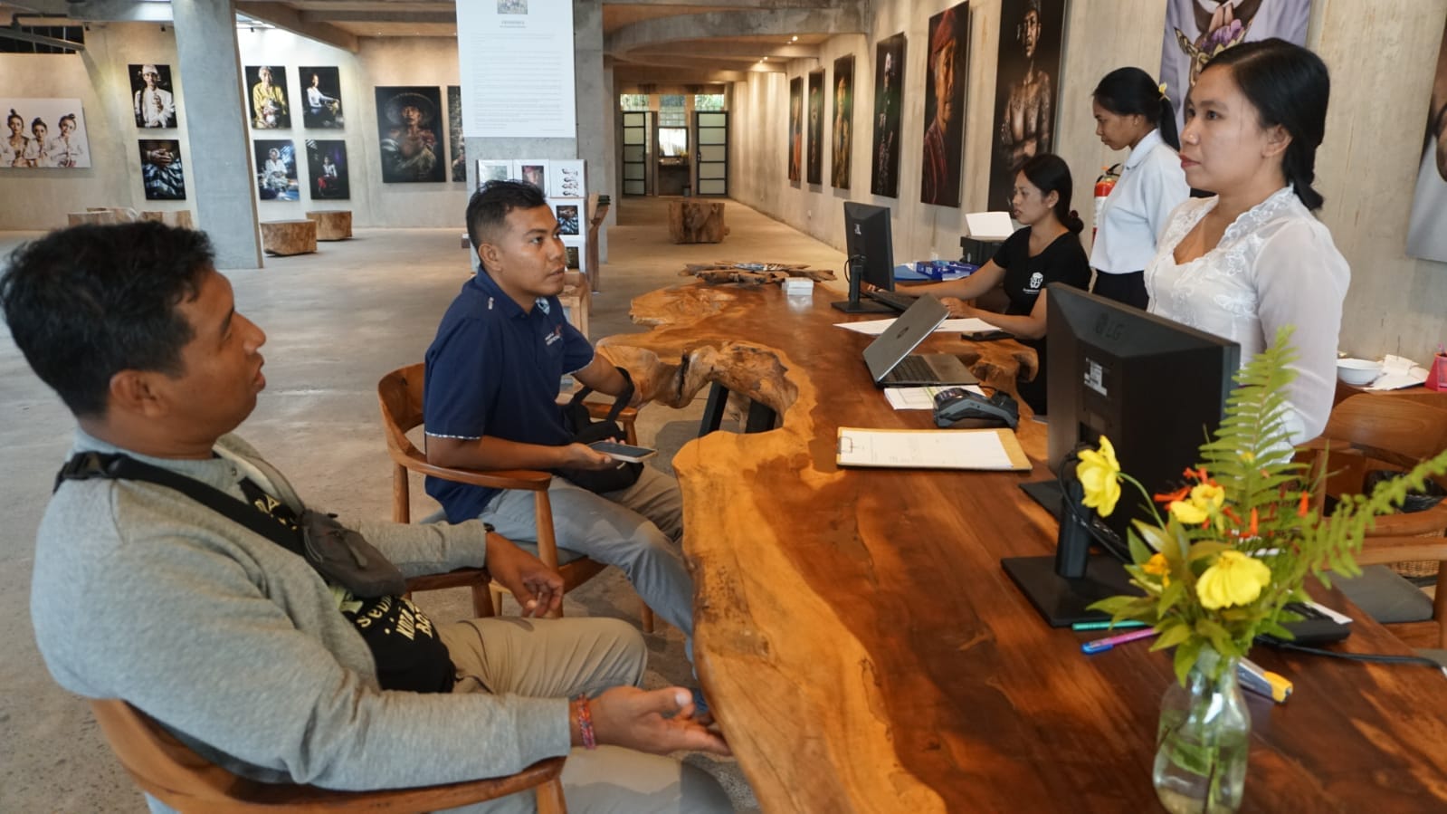 SIAP SAMBUT WISATAWAN: Salah satu hotel di Kabupaten Buleleng siap menyambut wisatawan pada musim libur Natal dan Tahun Baru.