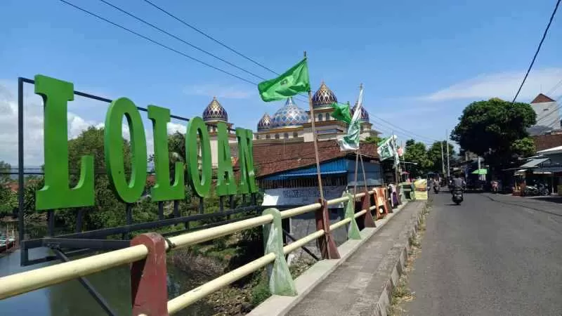 LOLOAN: Suasana di Jembatan Sarif Tua, wilayah Loloan, Kabupaten Jembrana, Bali.