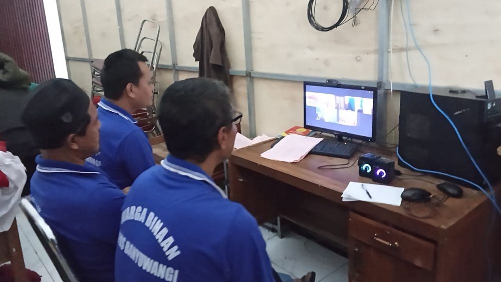 JALANI SIDANG: Para terdakwa kasus tenggelamnya KMP Tunu Pratama Jaya menjalani sidang dari Lapas Banyuwangi.