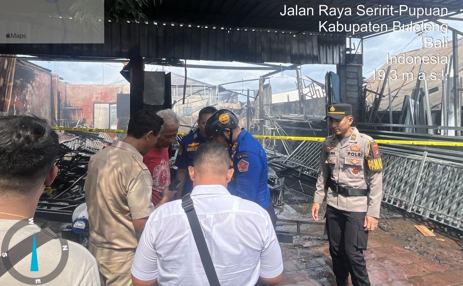 TERBAKAR: Bengkel las di Desa Bubunan, Kecamatan Seririt, hangus terbakar.