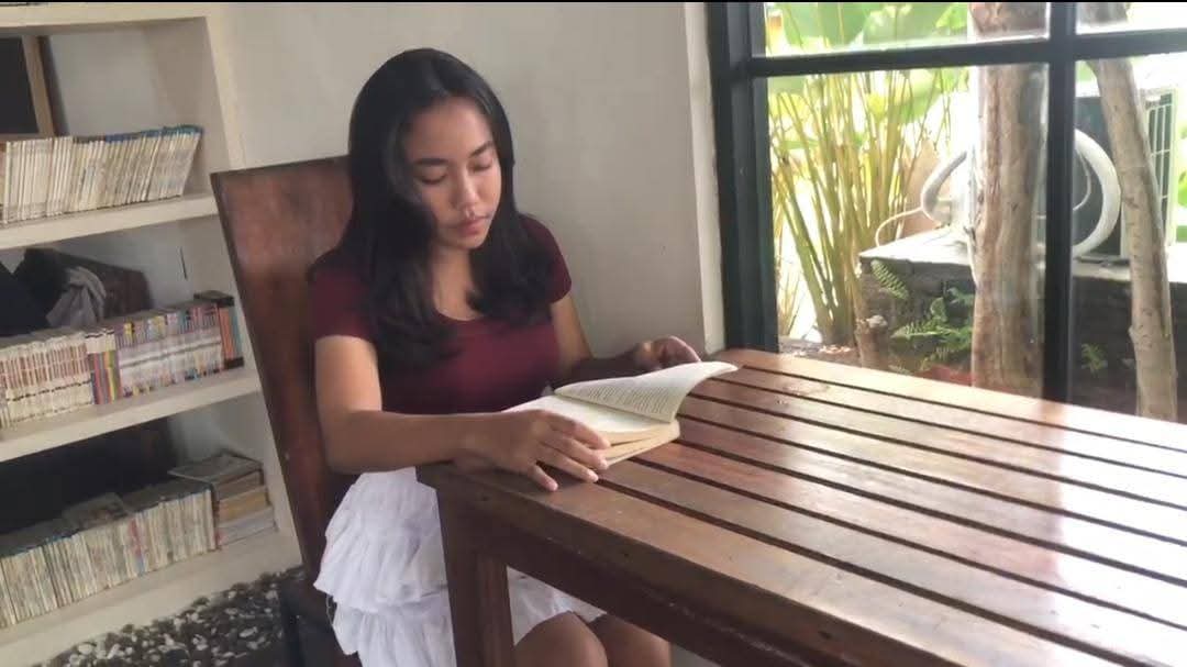 AKTIF DAN SUPEL: Korban banjir bandang di Desa Banjar, Putu Wini Lestari semasa hidup. Dia dikenal sebagai sosok yang aktif dan supel.