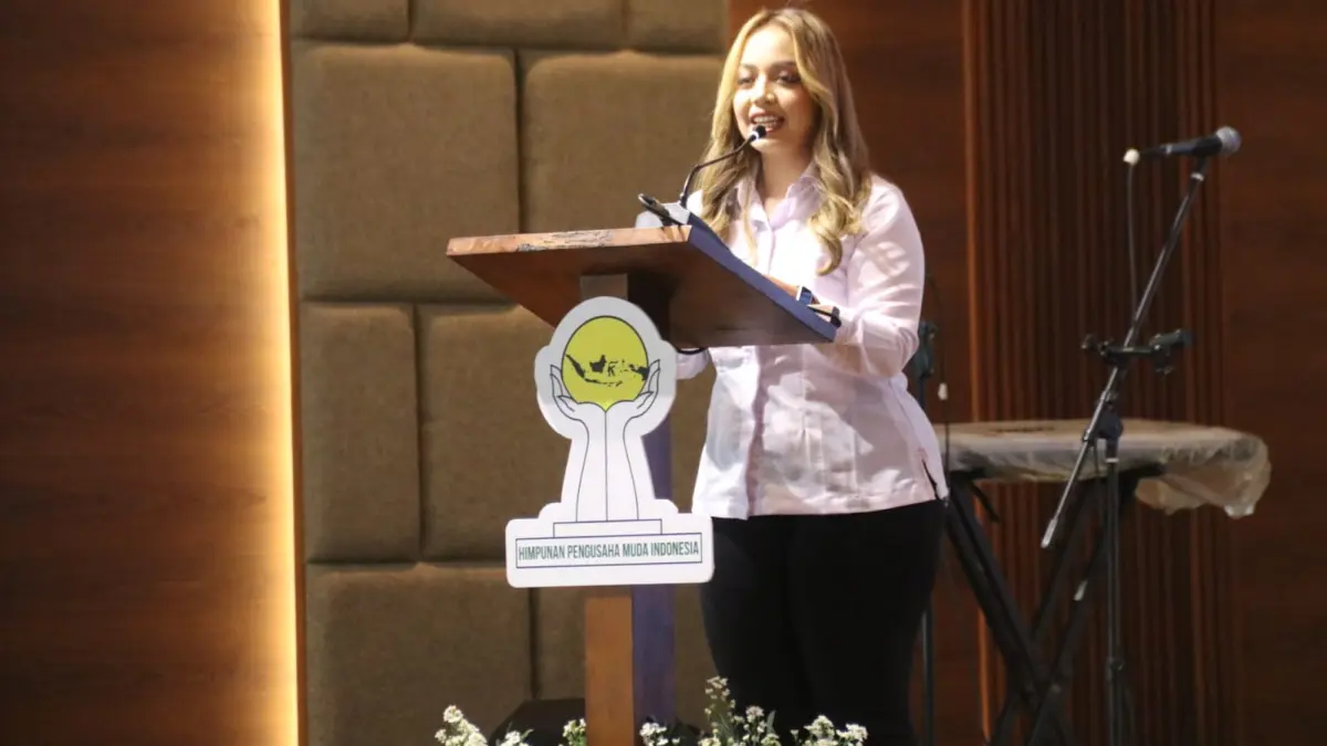 AKLAMASI: I Gusti Agung Ratih Krisnandari Putri atau akrab disapa Gek Igar, resmi terpilih sebagai Ketua Umum HIPMI Buleleng periode 2026-2029. (Pemkab Buleleng)