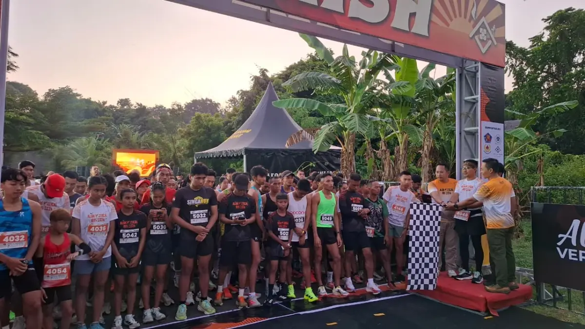 VERTICAL RUN: Ajang Aluh Vertical Run 2026 di Desa Kayuputih, Kecamatan Sukasada. Kegiatan ini diramaikan ratusan pelari. (KONI Buleleng)