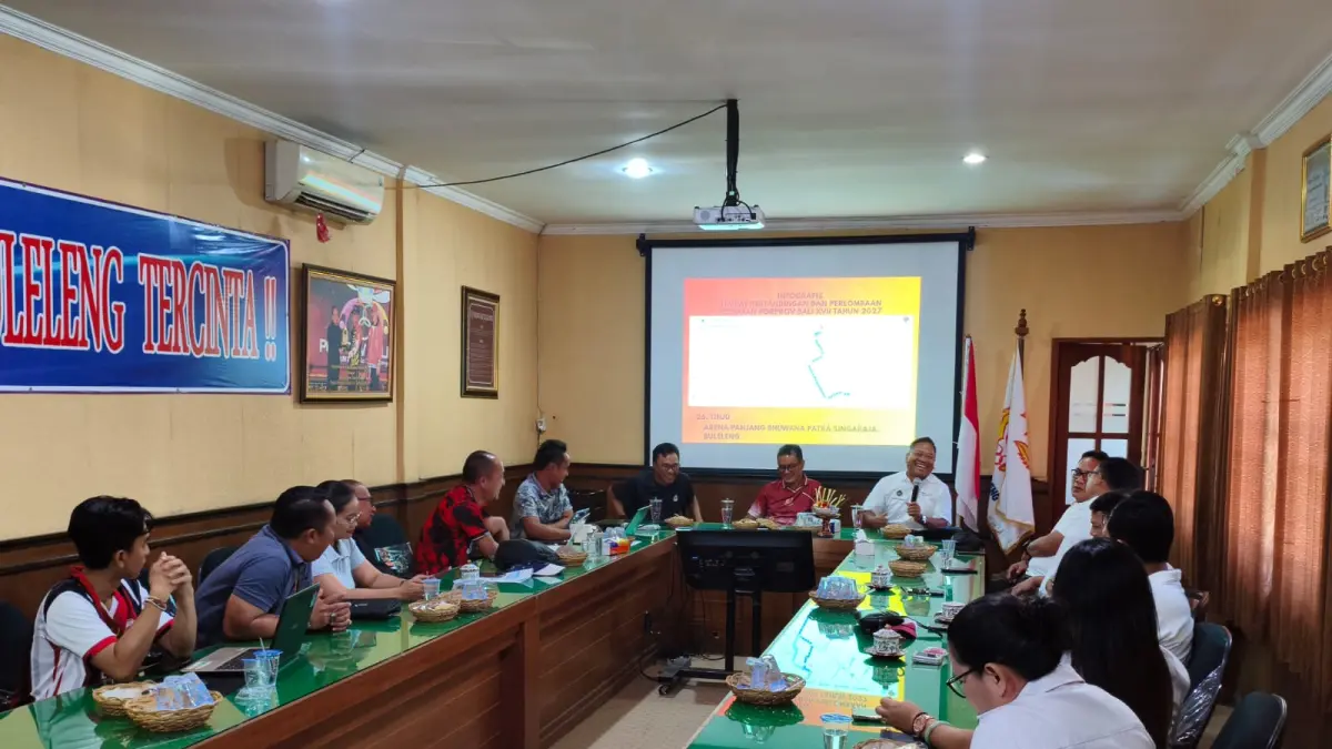 PETAKAN HOTEL: Rapat di KONI Buleleng membahas ketersediaan kamar dan akomodasi untuk para atlet yang akan berkompetisi pada Porprov Bali 2027. (KONI Buleleng)