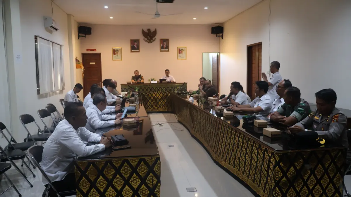 RISET: Tim peneliti Universitas Pertahanan (Unhan) saat melakukan kunjungan ke Brida Buleleng. (Pemkab Buleleng)