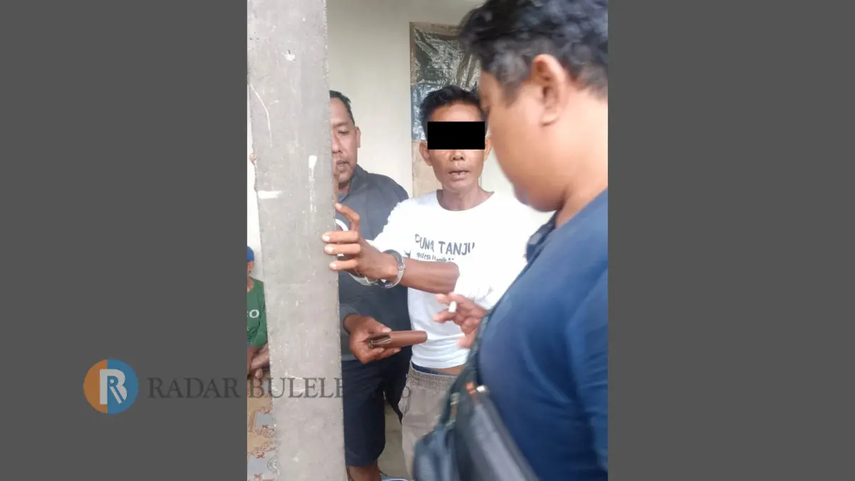TERTANGKAP BASAH: Pelaku Kadek Susila, 50, tertangkap basah setelah menggelapkan sepeda motor orang karena tak mampu bayar waitress. (Polres Buleleng)