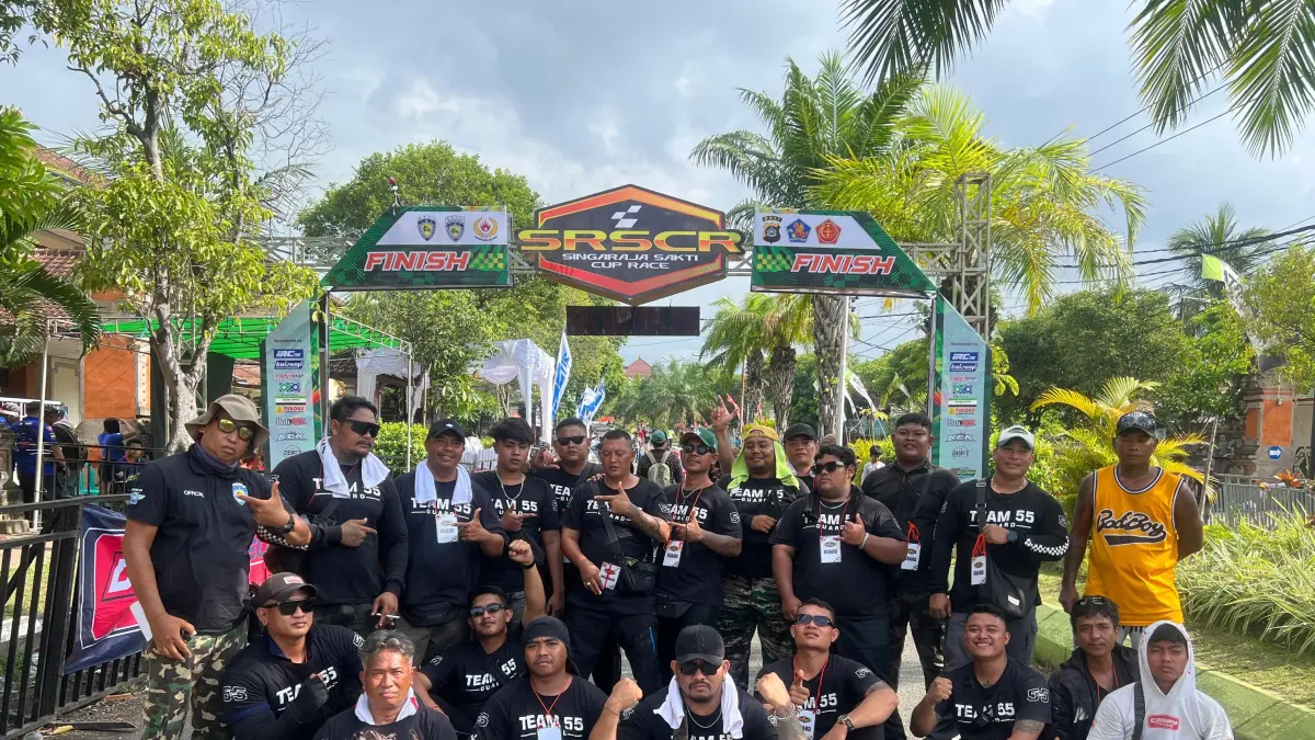 TEAM 55: Komunitas yang menjadi wadah bagi mereka yang mau bekerja, khususnya di bidang jasa keamanan. Team 55 bukan untuk gaya-gayaan, tetapi menjadi tempat berkegiatan positif. (Team 55 untuk Radar Buleleng)