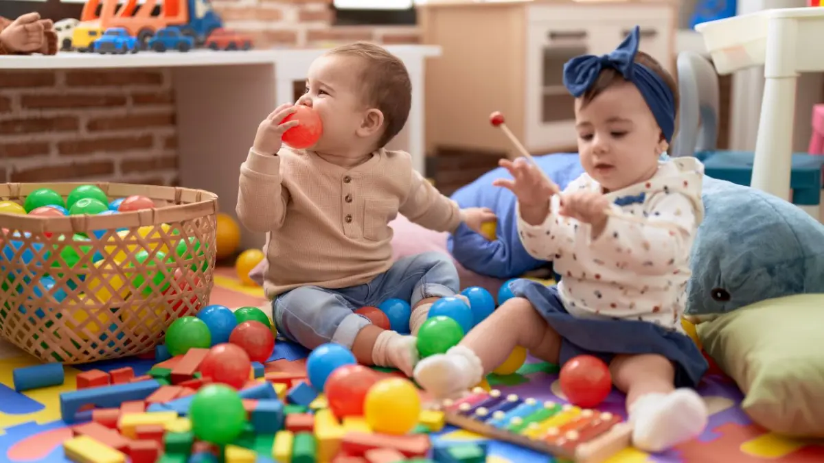ilustrasi daycare anak (magnific)