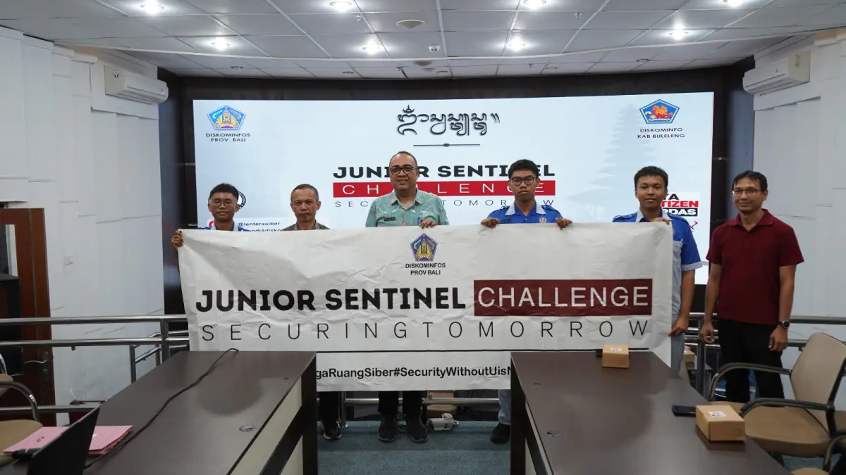 WAKIL BULELENG: Tim SMKN 3 Singaraja (Stemsi) menjadi wakil Buleleng pada ajang Junior Sentinel Challenge yang digelar Dinas Kominfo Bali. (Pemkab Buleleng)