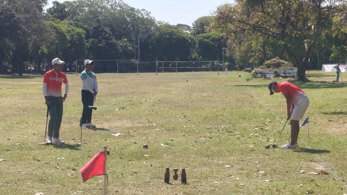 LOLOS KEJURNAS: Suasana latihan atlet woodball guna menghadapi seleksi daerah untuk penentuan atlet di kejurnas. (Woodball Buleleng)