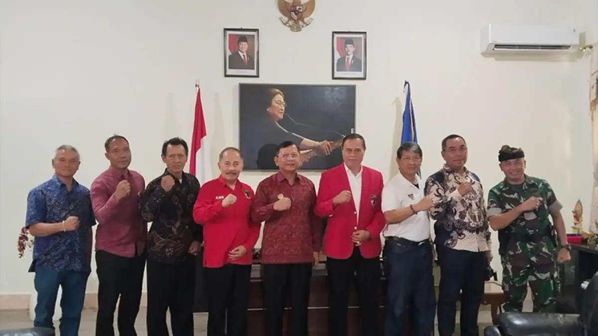 KEJUARAAN NASIONAL: Tim dari Federasi Kempo Indonesia (FKI) saat melakukan audiensi pelaksanaan Kejurnas Kempo yang akan dilaksanakan di GOR Undiksha, Buleleng. (Pemkab Buleleng)