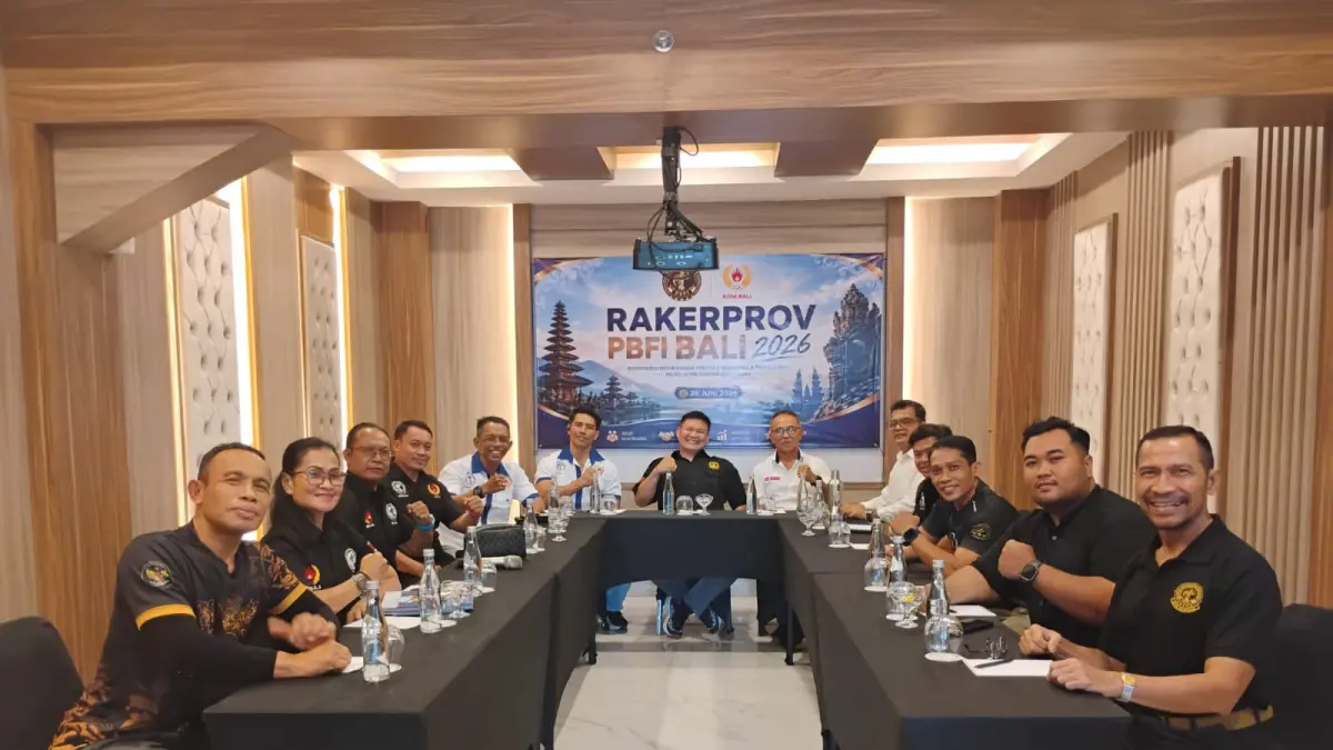 BAHAS PEMBINAAN ATLET: Suasana Rapat Kerja Provinsi (Rakerprov) PBFI Bali, membahas pembinaan atlet binaraga menuju Porprov Bali 2027. (PBFI Bali)