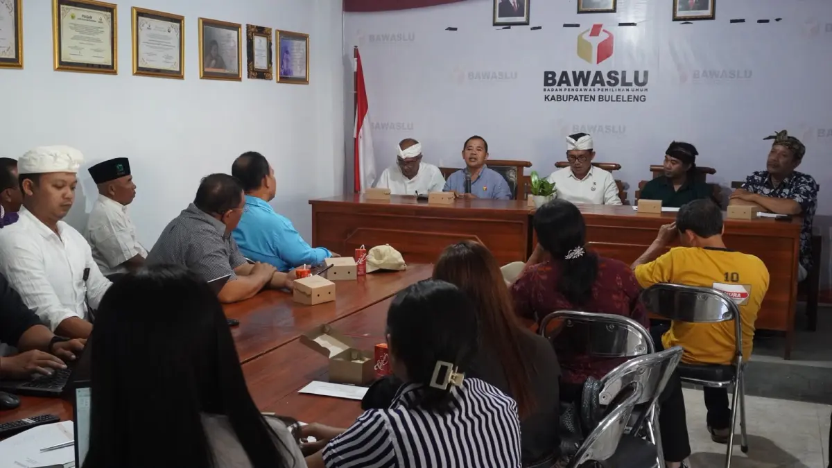 CEGAH SENGKETA: Suasana Rapat Koordinasi Penyelesaian Sengketa Proses yang melibatkan partai politik di Bawaslu Buleleng. (Bawaslu Buleleng)