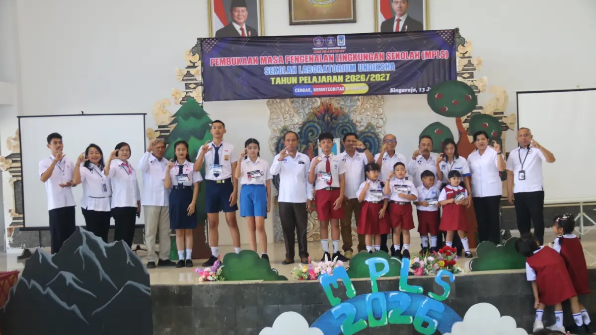 MPLS: Suasana Masa Pengenalan Lingkungan Sekolah (MPLS) di Sekolah Laboratorium Undiksha. (Sekolah Lab Undiksha)