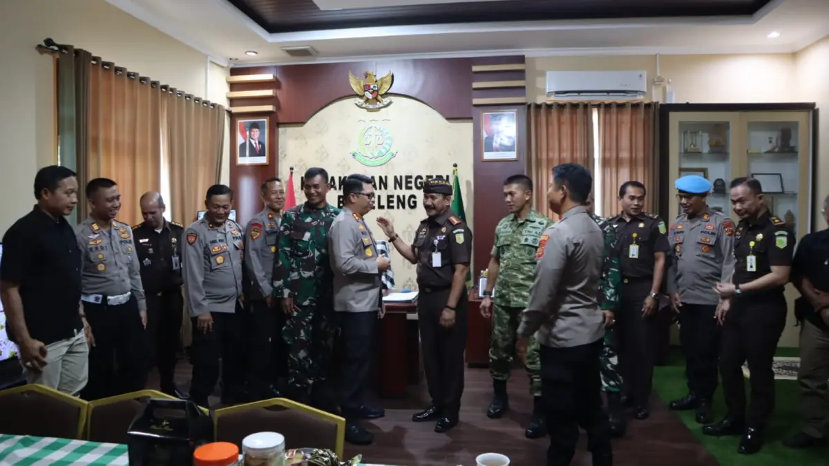 BERTEMU: Aparat dari TNI, Polri, dan Kejaksaan bertemu bersama. (Polres Buleleng)