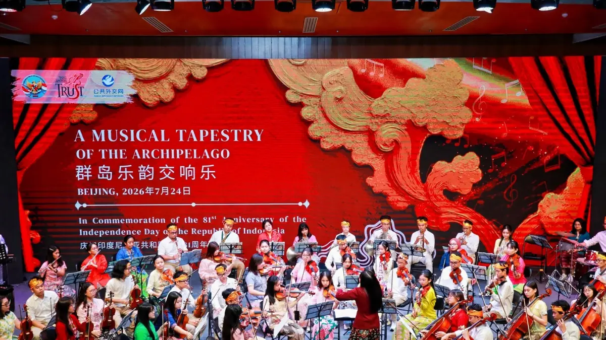 ORKESTRA: Penampilan Trinity Youth Symphony Orchestra (TRUST) di Century Theatre, Beijing serangkaian HUT Kemerdekaan RI ke-81. (KBRI Beijing)