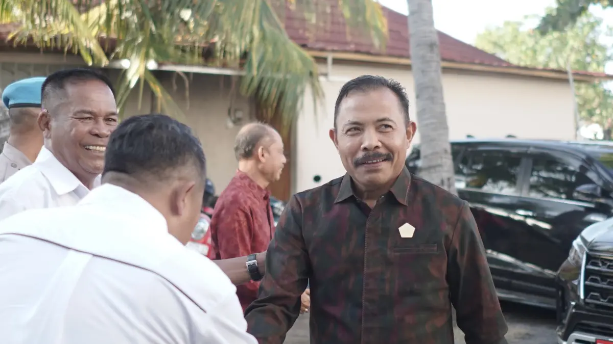 APRESIASI: Ketua DPRD Buleleng, Ketut Ngurah Arya. Ia mengapresiasi pelaksanaan Lovina Festival 2026 yang dinilai lebih baik dan tertata. (DPRD Buleleng)