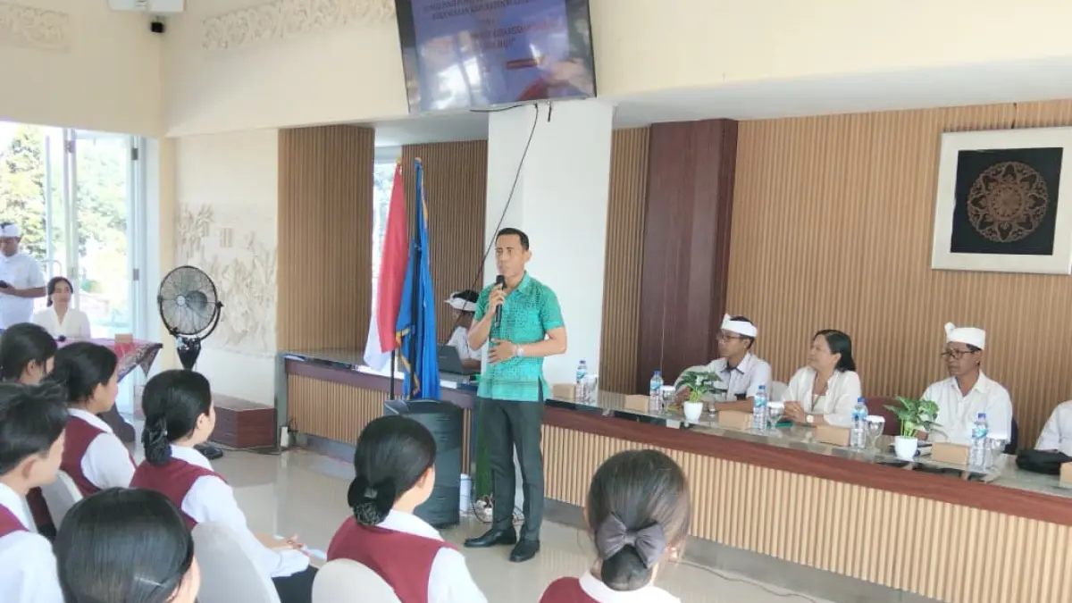 WAWASAN KEBANGSAAN: Sosialisasi wawasan kebangsaan dan empat pilar di Kampus H.I. Singaraja. (Pemkab Buleleng)
