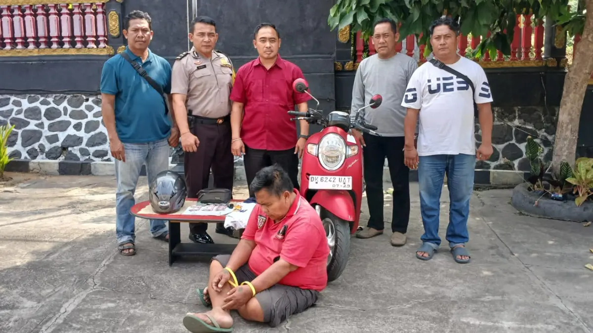 TERLIBAT PENCURIAN: Polisi mengamankan pria asal Kelurahan Sukasada yang mencuri perhiasan warga di Desa Tamblang, Kubutambahan. (Polres Buleleng)