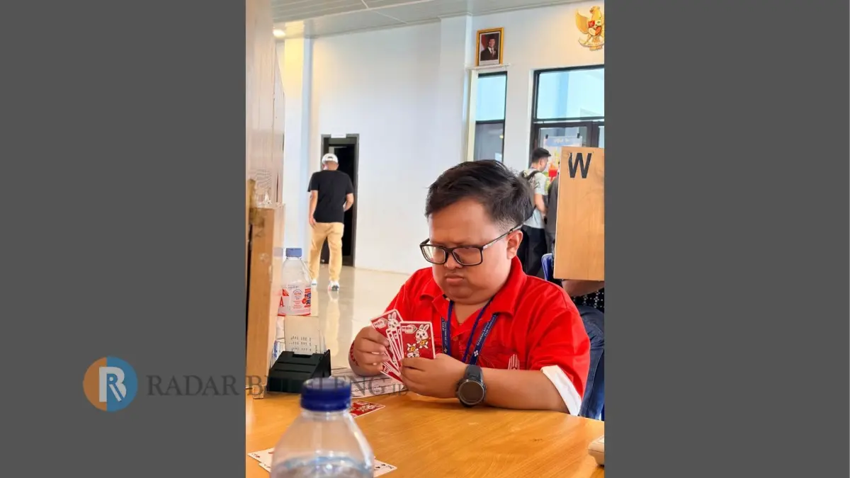 BEST JUNIOR: Gede Raditya Manohara berhasil meraih predikat best junior pada ajang Kejurnas Bridge ke-60 Tahun 2026 di Mamuju, Sulawesi Barat. (Gabsi Buleleng)