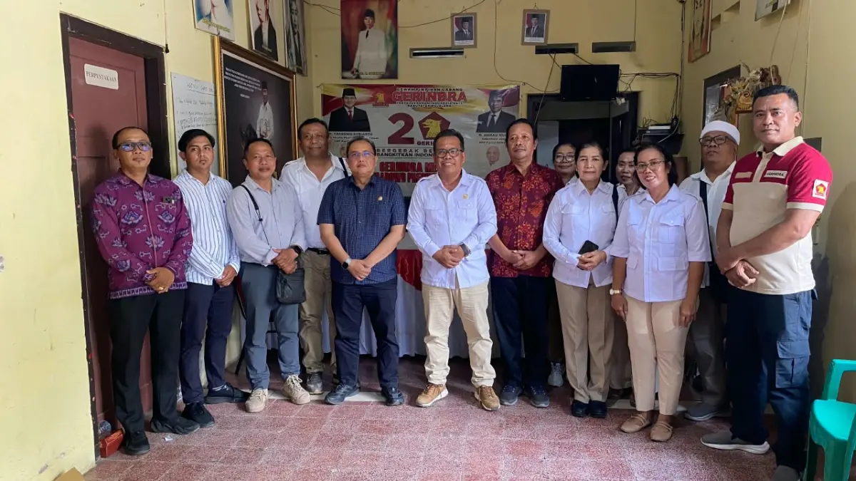 SILATURAHMI: Komisioner KPU Buleleng melakukan silaturahmi ke sekretariat Gerindra Buleleng. (KPU Buleleng)