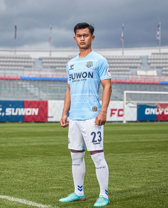 Arhan Pratama Saat Launching Jersey Suwon FC