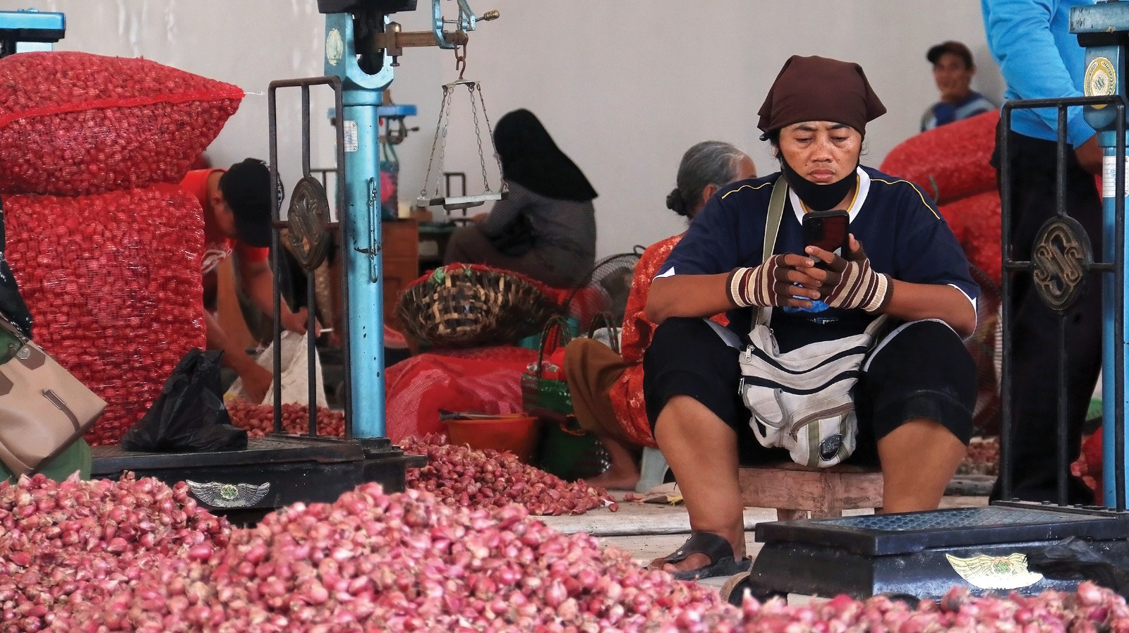 Harga brambang naik di Kabupaten Nganjuk.
