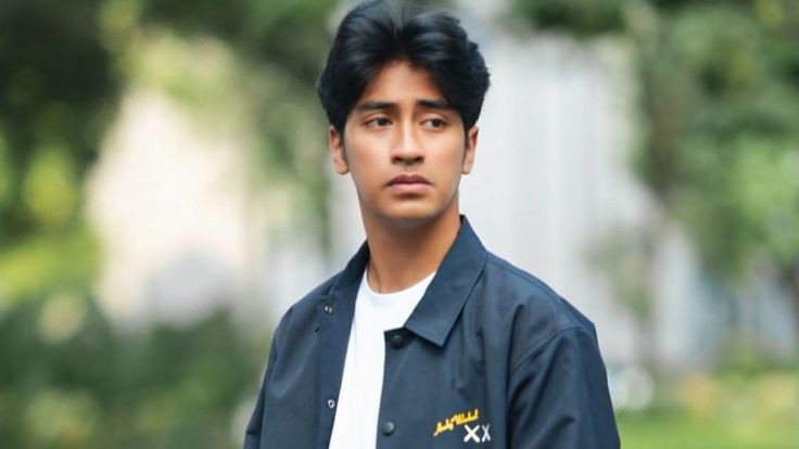 Abidzar Al Ghifari jadi pemeran utama di film remake drama korea A Bussines Proposal mendapat hujatan netizen.