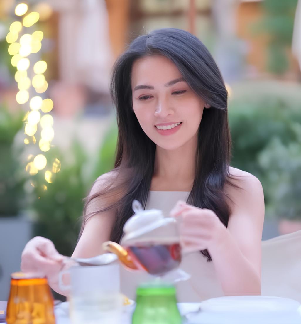 Sosok Lina Priscilla disebut-sebut bukan dari kalangan sembarangan, hingga membuat warganet penasaran.