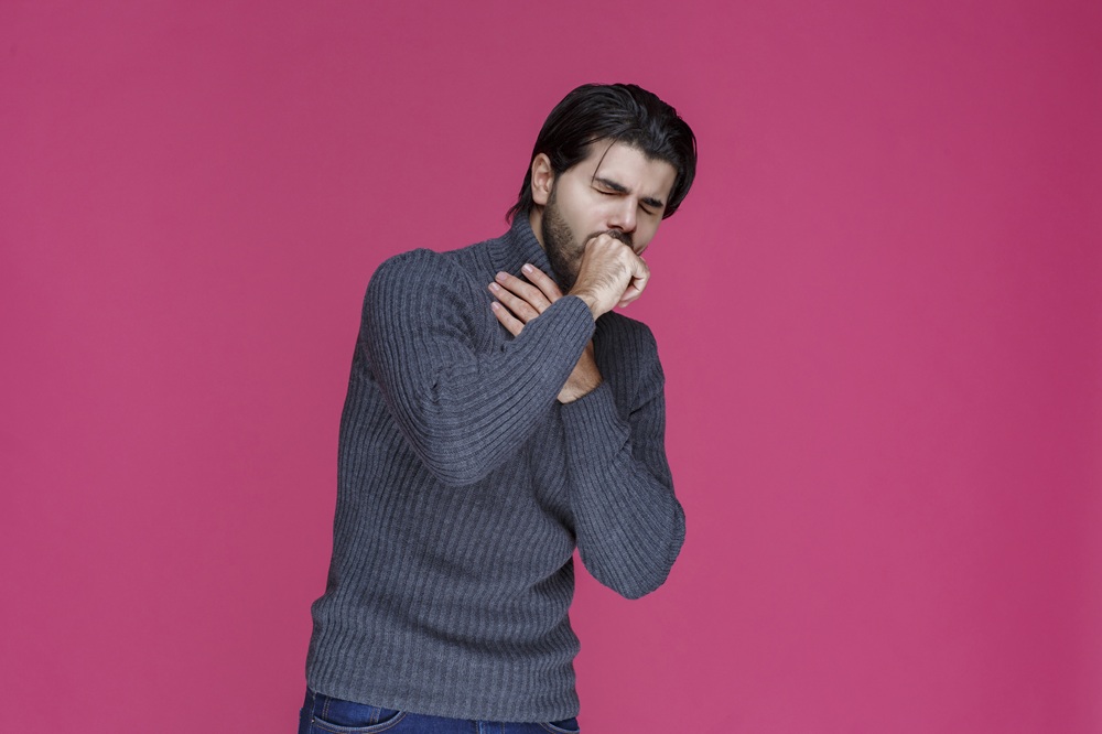 Ilustrasi orang yang sedang sakit batuk