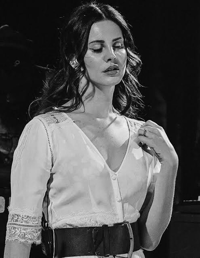 Penyanyi Lana Del Rey
