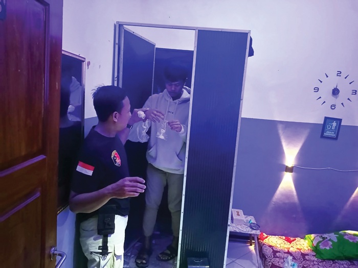 Polres Nganjuk Gerebek Kos Jam-Jaman di Kertosono, Ini yang Ditemukan