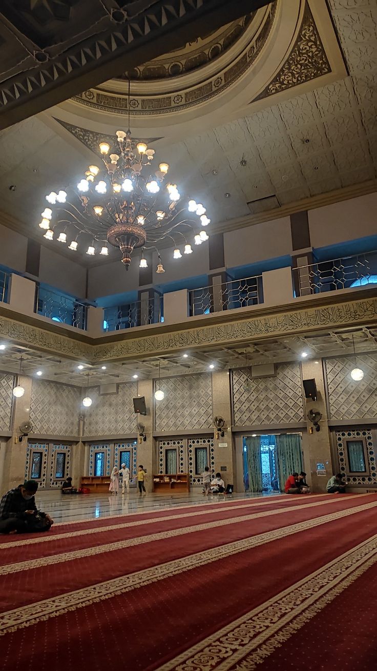 Catat Imsak Tanggal 11 Maret 2025 di Nganjuk Pukul 04.11 WIB, Maghrib Maju Pukul 17.50 WIB