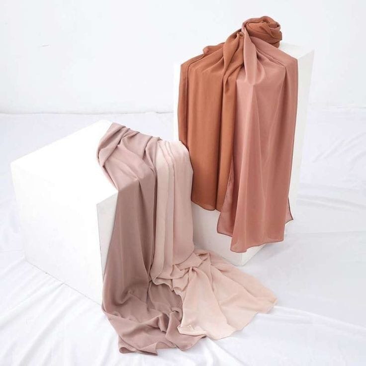 Hijab Ceruti Babydoll, Pilihan Cantik untuk Lebaran