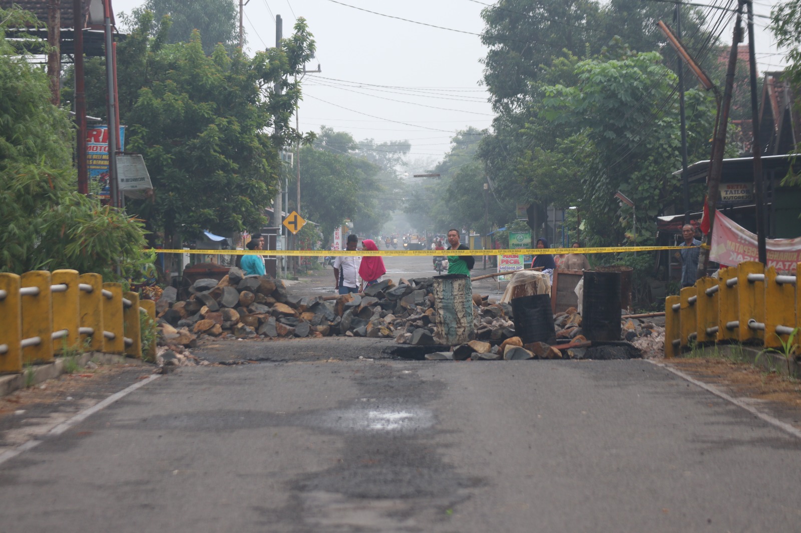 SEGERA BONGKAR: Jembatan Kutorejo di Kecamatan Bagor akan dibangun total oleh Pemprov Jatim