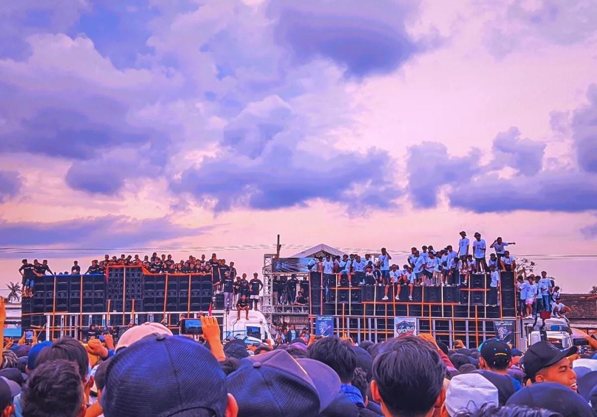 Sound Horeg Menggebrak Ribuan Warga Banjiri Palangan Banyuwangi