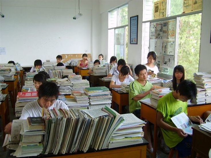 Ujian Masuk Universitas di China Dikenal Seram dengan Aturan&nbsp;Super&nbsp;Ketat