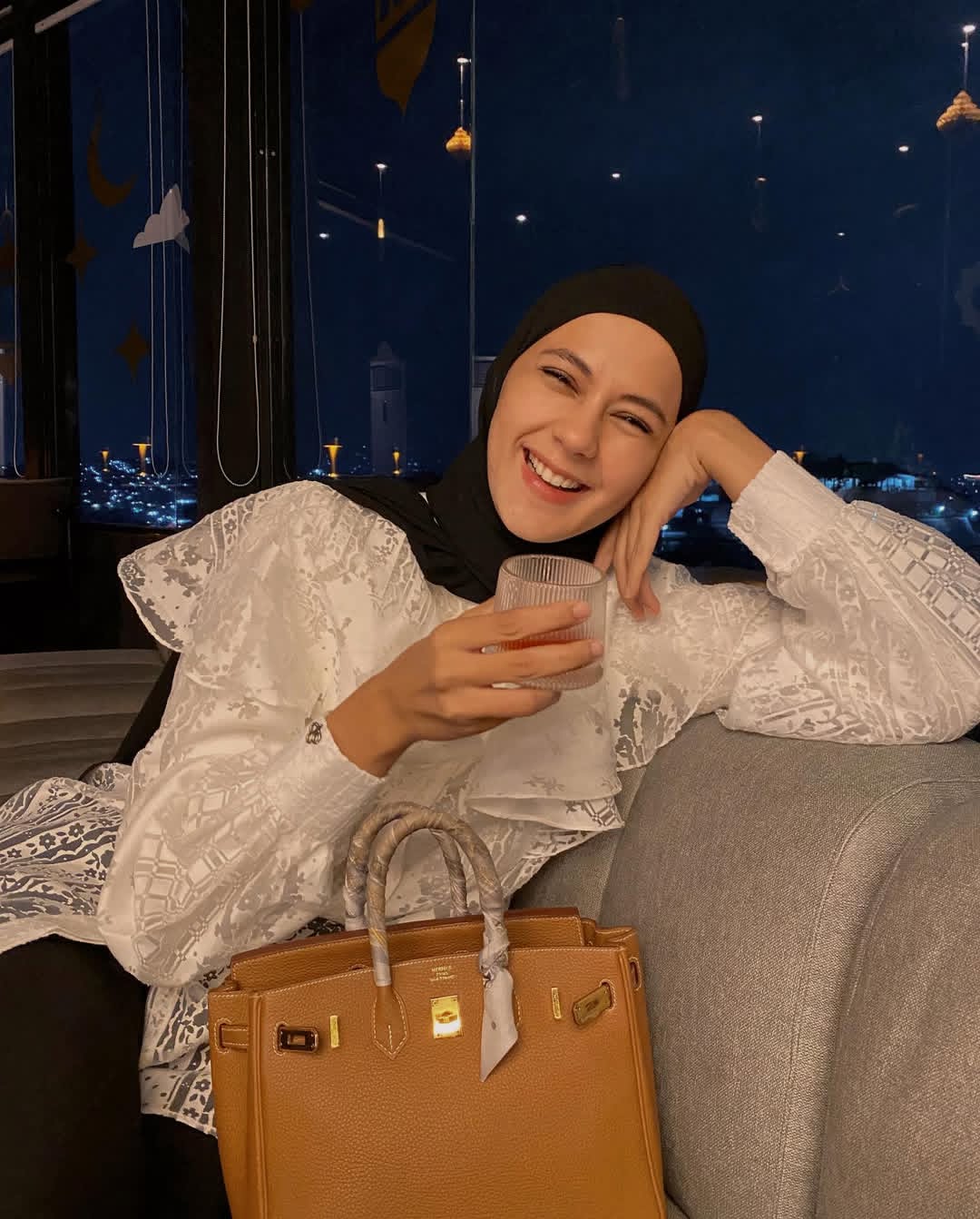 Setelah 8 Bulan Berpisah, Paula Verhoeven Syukuri Momen Berharga Bersama Anak-Anak