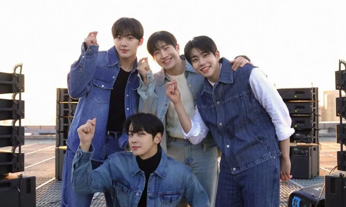 Grup idola ASTRO