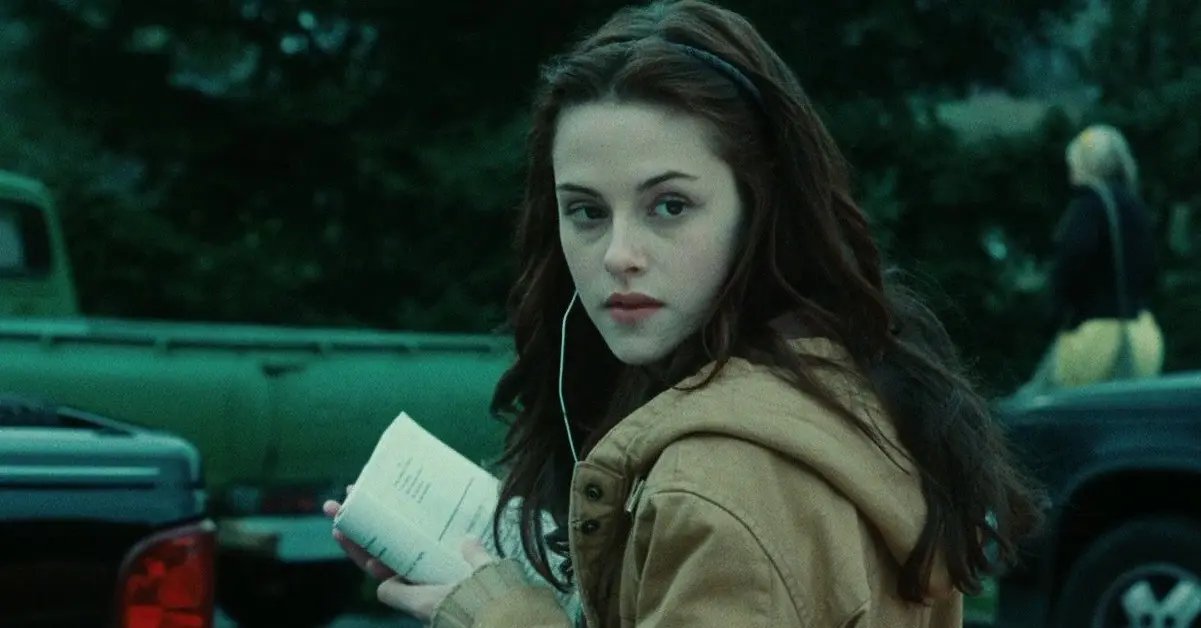 Mantan Aktris Serial Film Twilight, Kristen Stewart Resmi Menikah Dengan Penulis Naskah! Siapakah Dia?