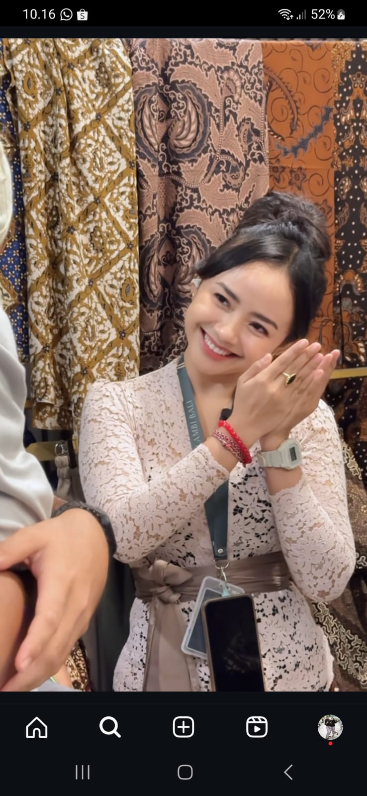 Ayu Puspa Anggraeni dan Sosoknya yang Viral karena Kim Seon Ho Smile Challange