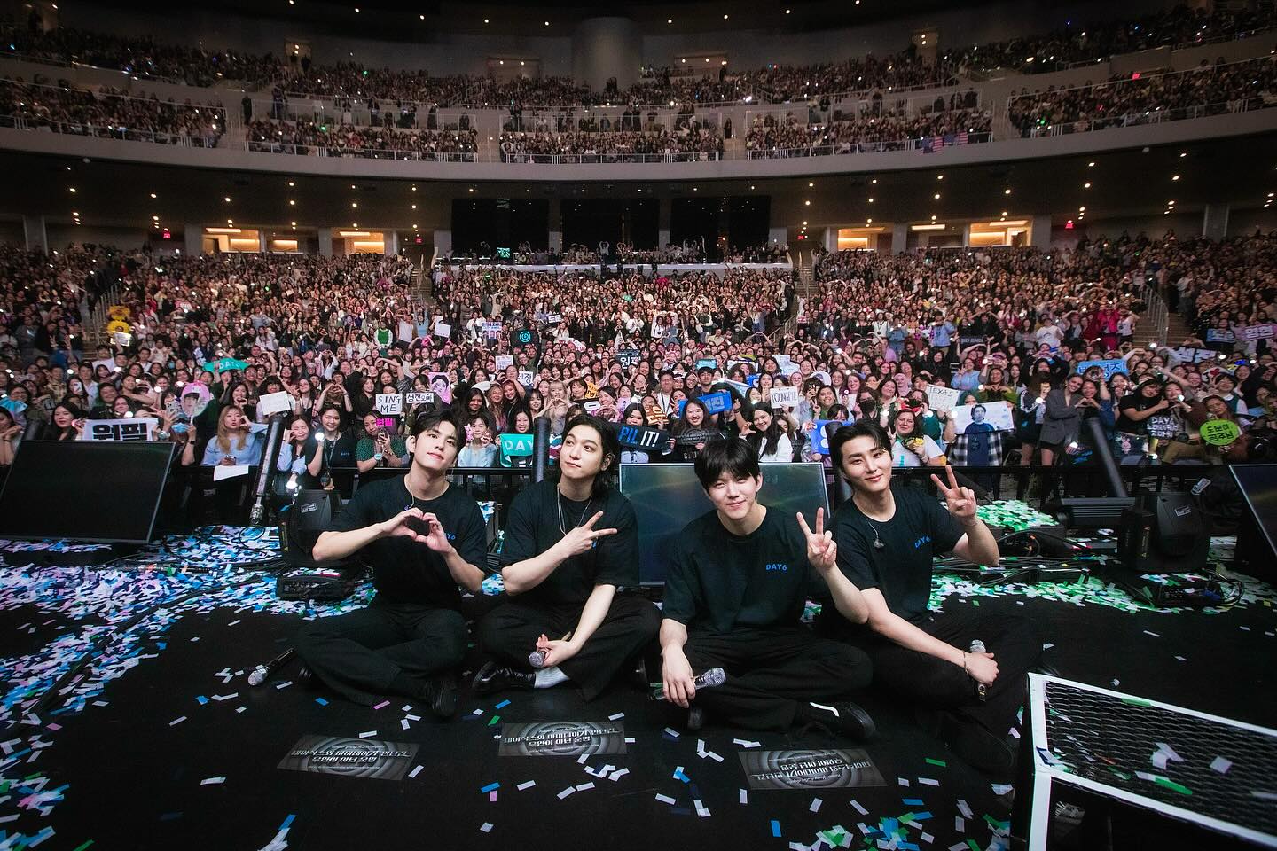 Bikin Fans Trauma, JYP Entertainment Minta Maaf soal Konser Day6&nbsp;di&nbsp;Jakarta