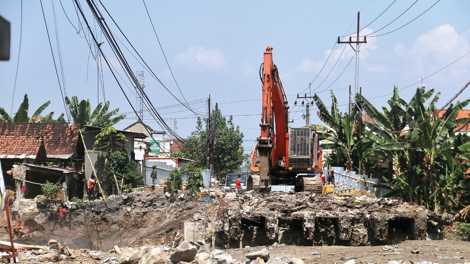 Pembongkaran Jembaran Kutorejo Hampir Selesai, Target Rampung Dua Minggu lagi?