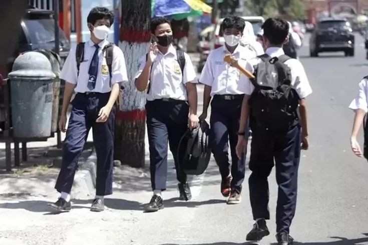 SPMB SMPN Jalur Domisili Akan Dimulai Besok Secara Online, Siswa Nganjuk Wajib Gunakan KK Untuk Pendaftaran