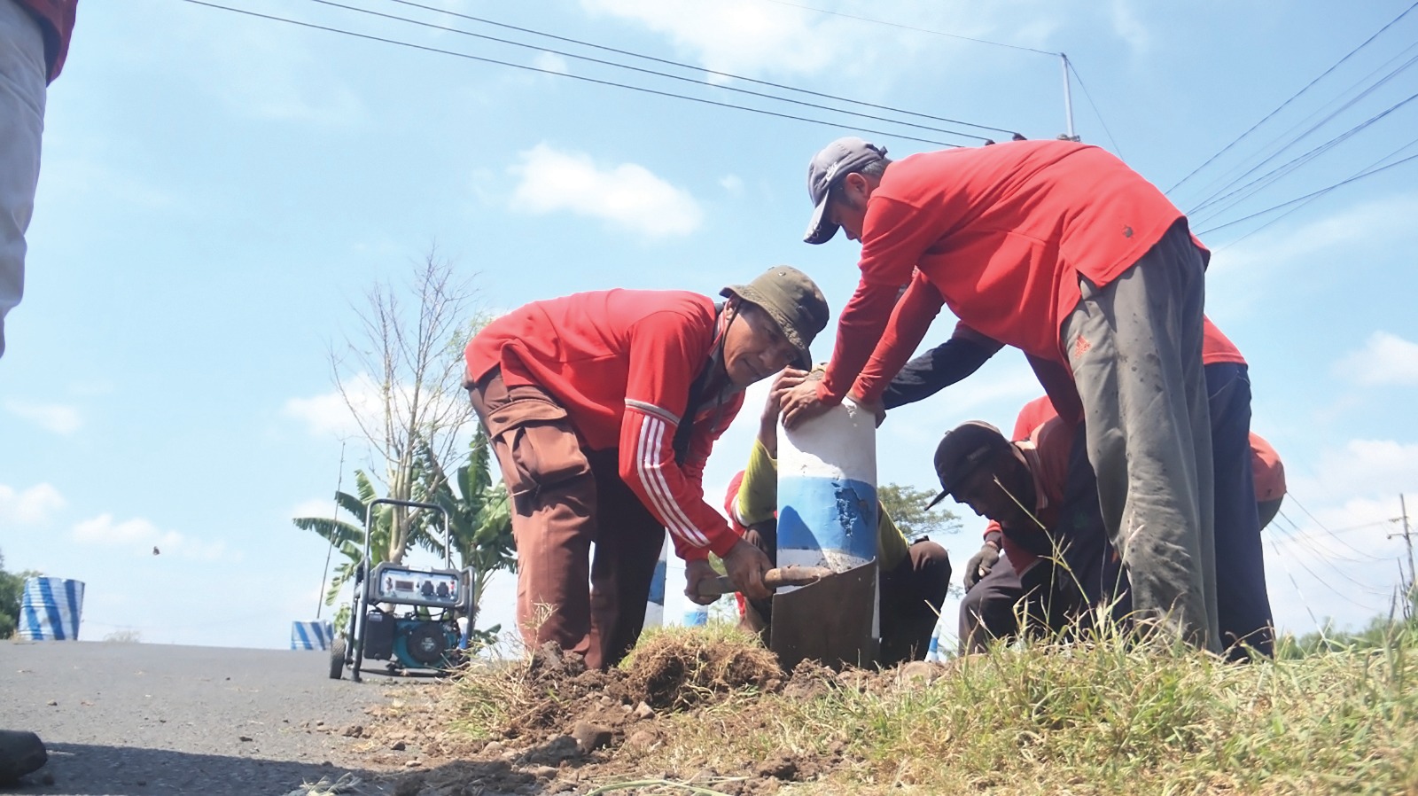 Tikungan Sungai Sugihwaras Bagor Nganjuk Rawan Kecelakaan, Ini Tindakan yang Dilakukan Dinas PUPR