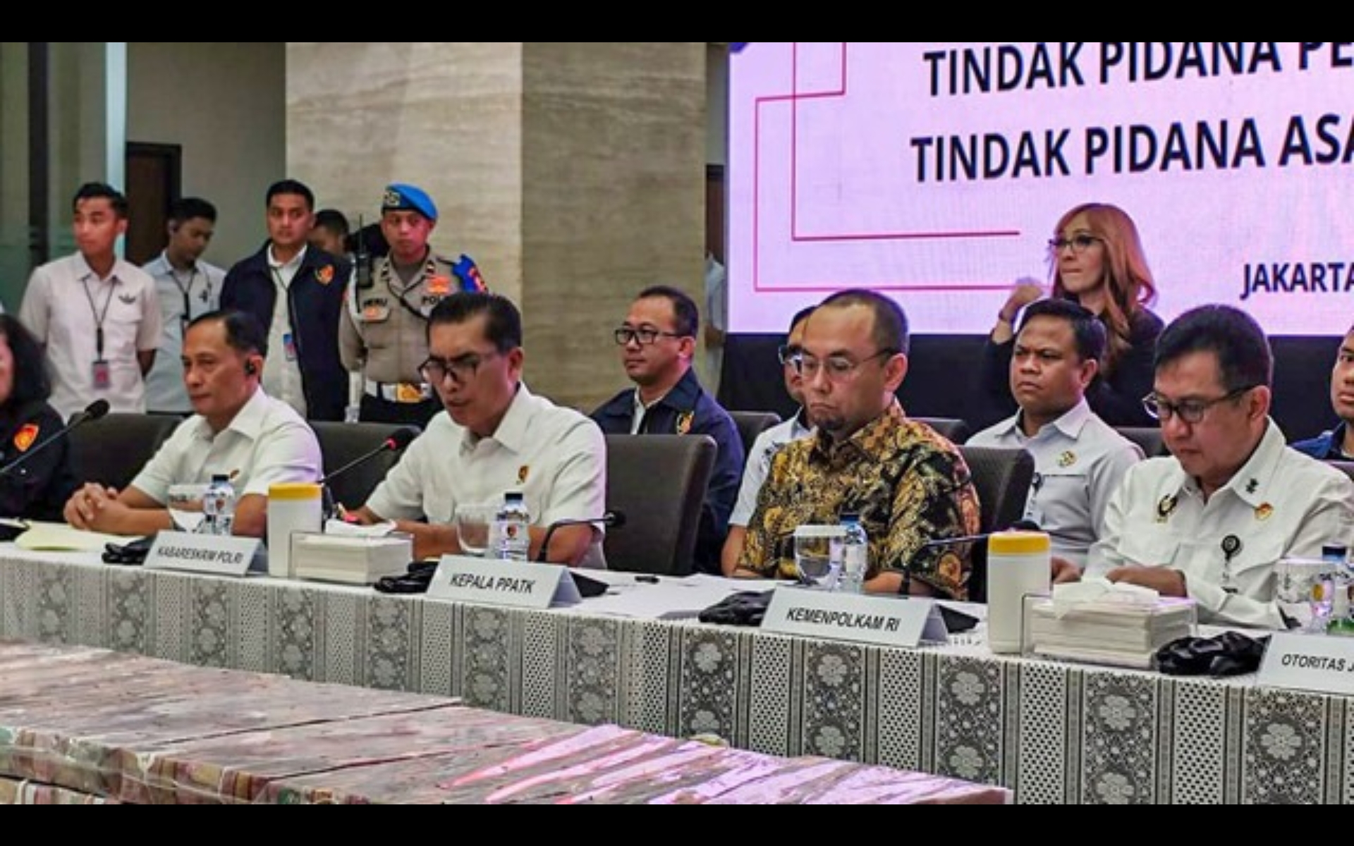 Polisi Ciduk Dua Pengelola Situs Judi Online, Sita Uang Rp 530 Miliar dan Mobil Mewah