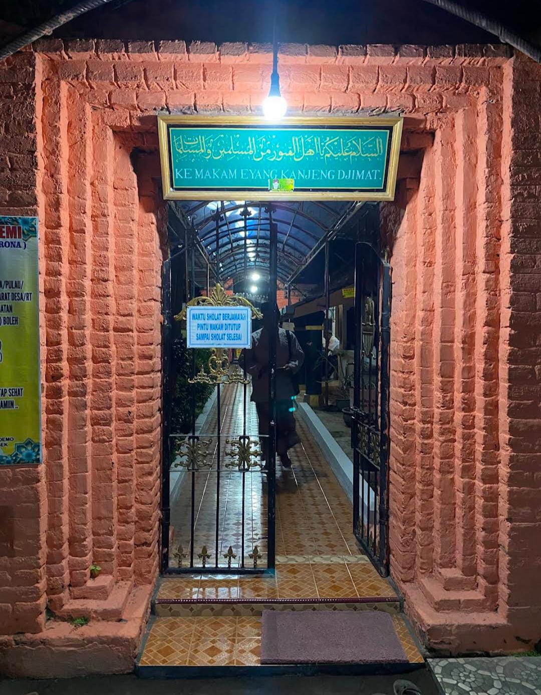 Makam Kanjeng Jimat di Nganjuk