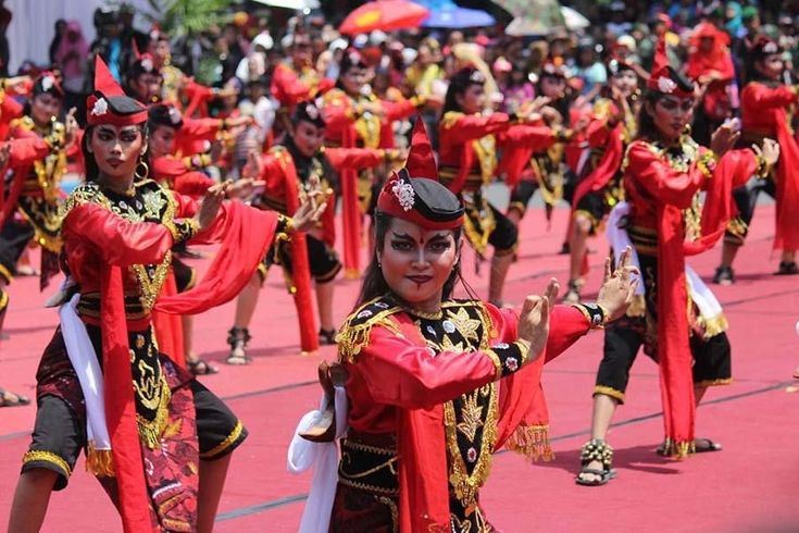 Seni Tari Khas Jawa Timur