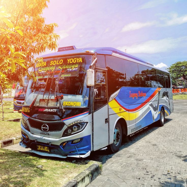 Bus Sugeng rahayu